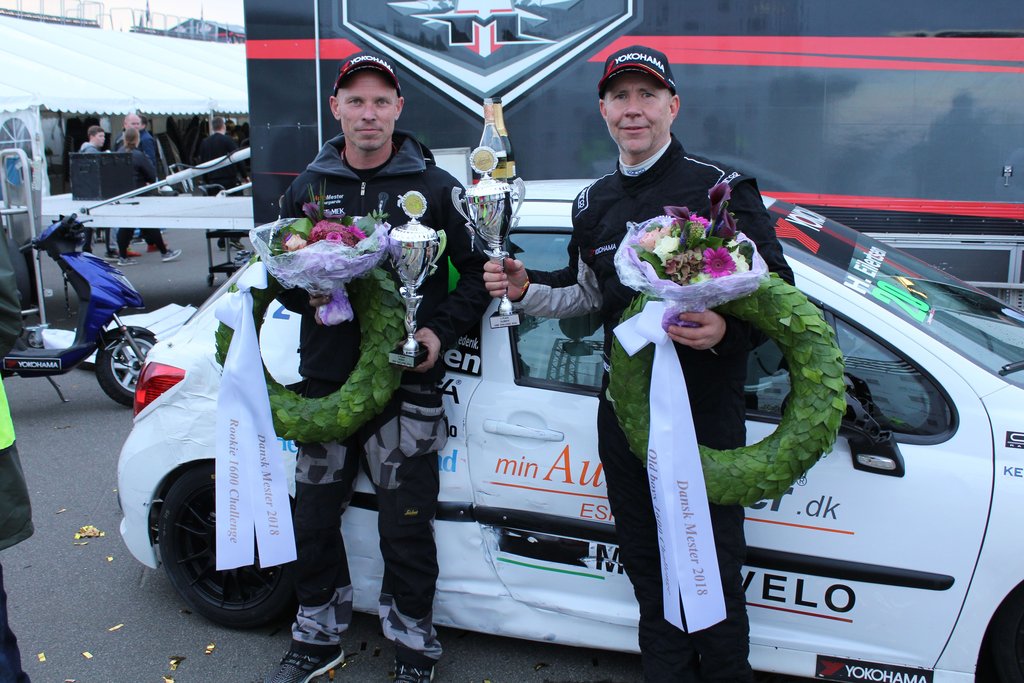 Chefmekaniker Frederik Hansen og Henrik Eilertsen
(Foto: JJ Media)